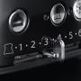 Toaster with retro design and grill attachment Russell Hobbs Retro 21681-56