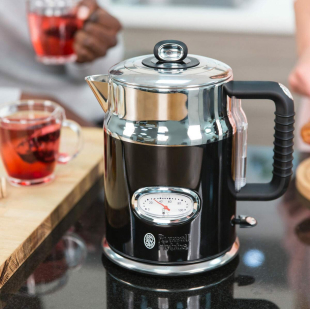 Електрическа кана за вода с ретро дизайн Russell Hobbs Retro 21671-70