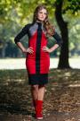 Dress with front made of different colours with high collar Avangard