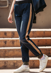 Women's sports jeans with side edging Avangard
