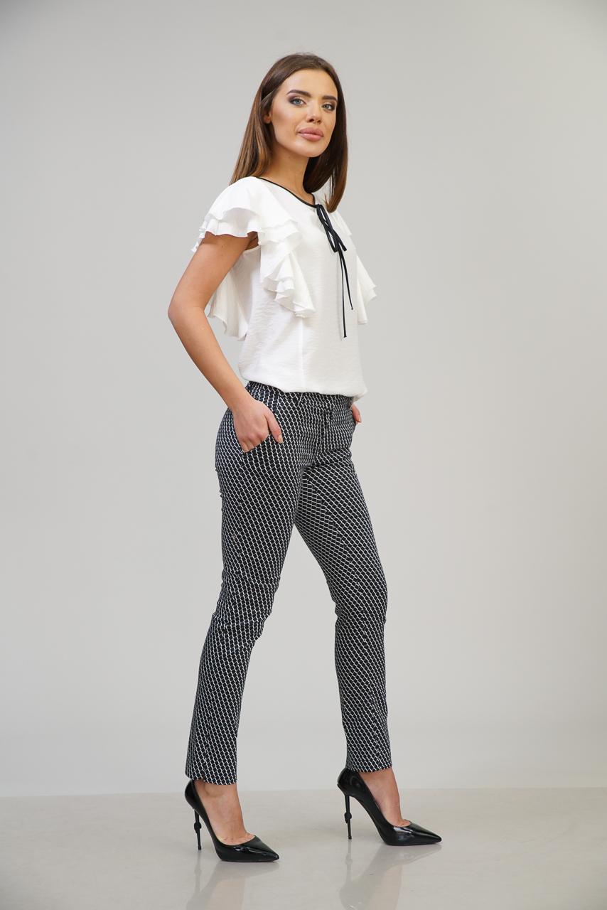 Black pants shop with white squares