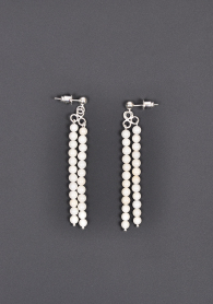 Обици с бели коралчета Dannyra Jewels