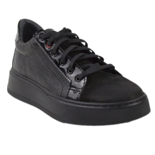 Дамски кецове в черен цвят от естествена кожа 3072BLACK