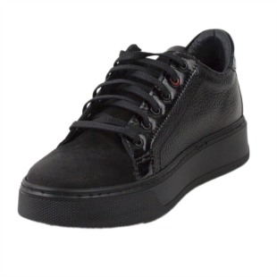 Дамски кецове в черен цвят от естествена кожа 3072BLACK
