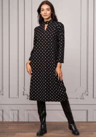 Elegant long dress with long sleeves in black polka dots Avangard