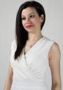Рокля от дантела в цвят екрю на цветя с чупки на деколтето RUMENA