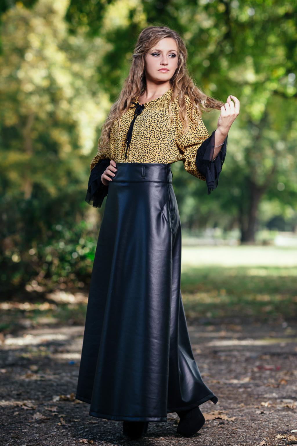 Long leather skirt with pockets Avangard Long skirts