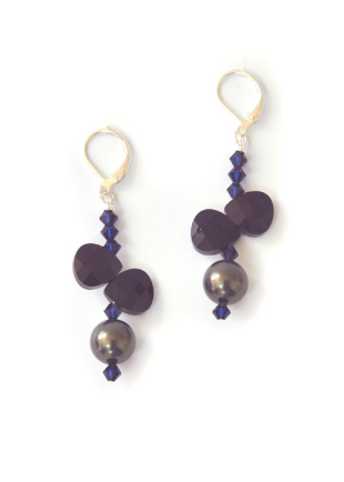 Нежен дизайн обици с перли и Swarovski Dannyra Jewels