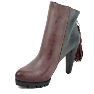 Women's leather elegant boots in black and blue with back zipper